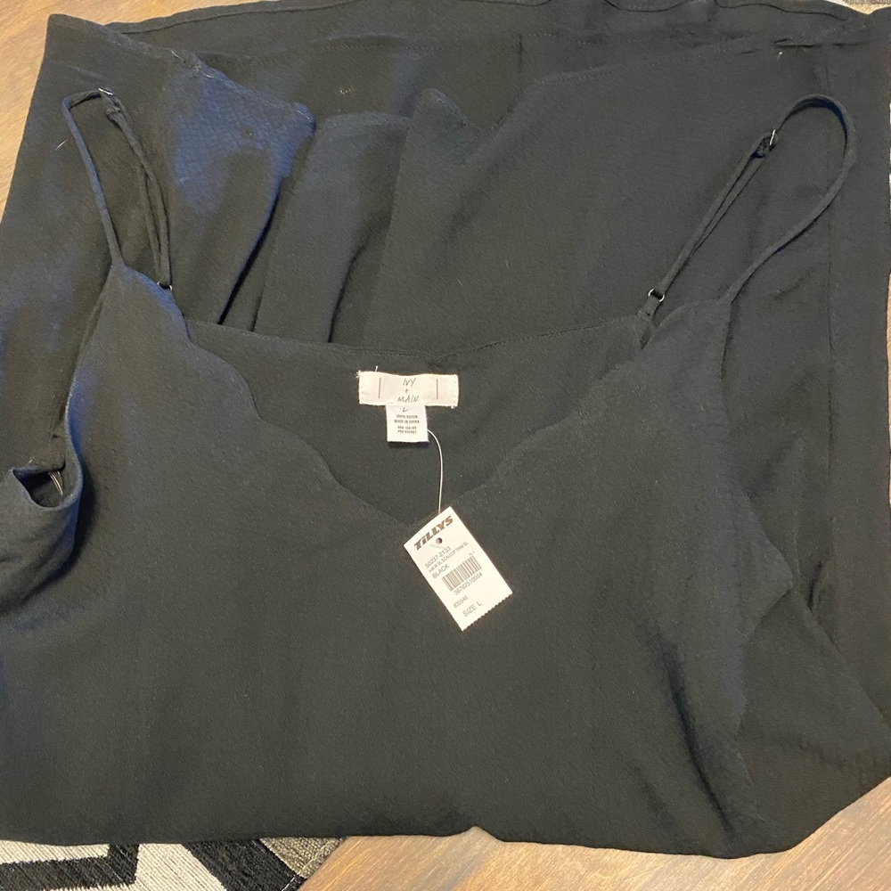 Scallop neck little black dress